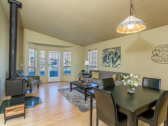 3rd image of 3622 14th Ave W APT 301