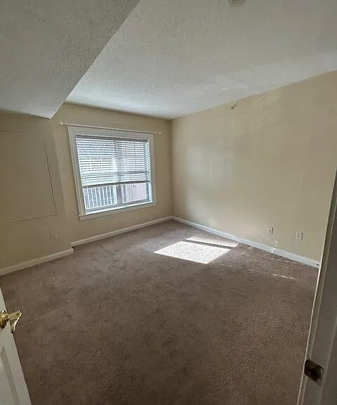 488 Bedford St #308 — Photo 18