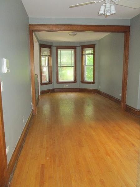 2nd image of 2137 W Berteau Ave #3