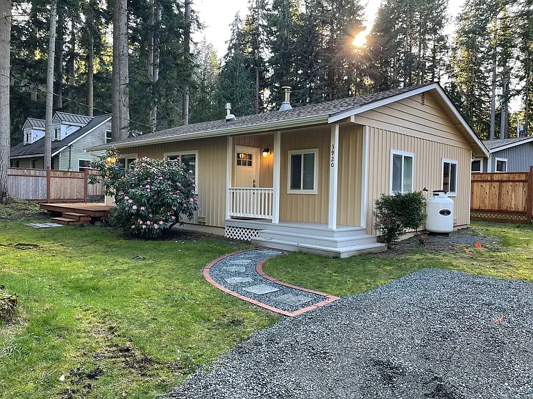3920 Saratoga Rd — Photo 1