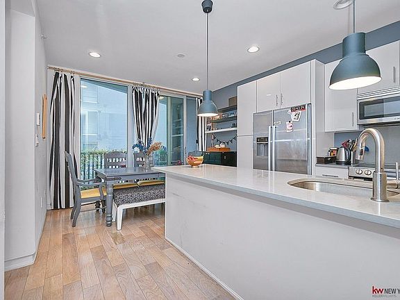 2nd image of 591 Washington Ave #401