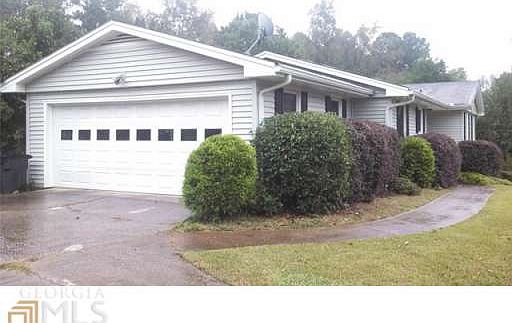 2nd image of 234 Chateau Dr