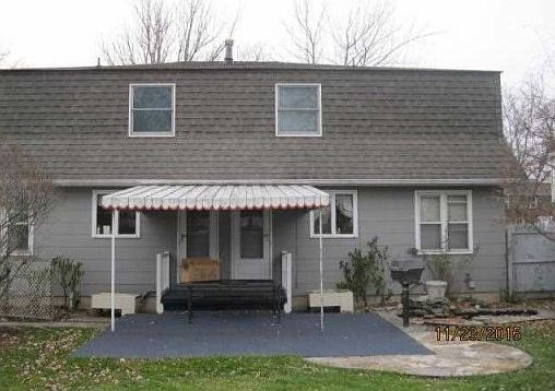 3rd image of 160 Fairgreen Dr