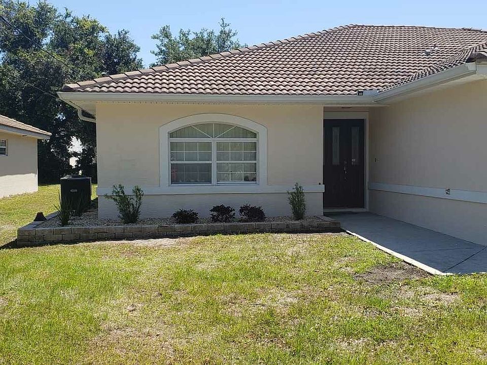 1st image of 11 Rainbow Ln #A