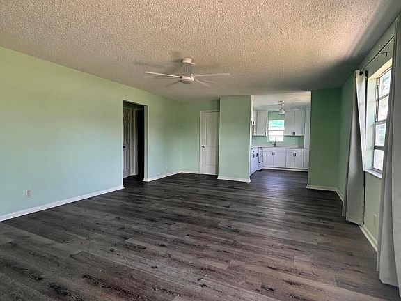 4th image of 1328 W 6th St