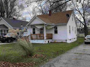 420 Roosevelt St, Creve Coeur, IL