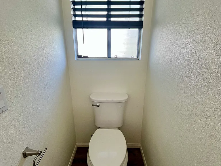 2112 E Vista Way #27 — Photo 11