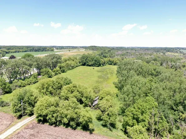 1001 GIRARD STREET, Watertown, WI 53098