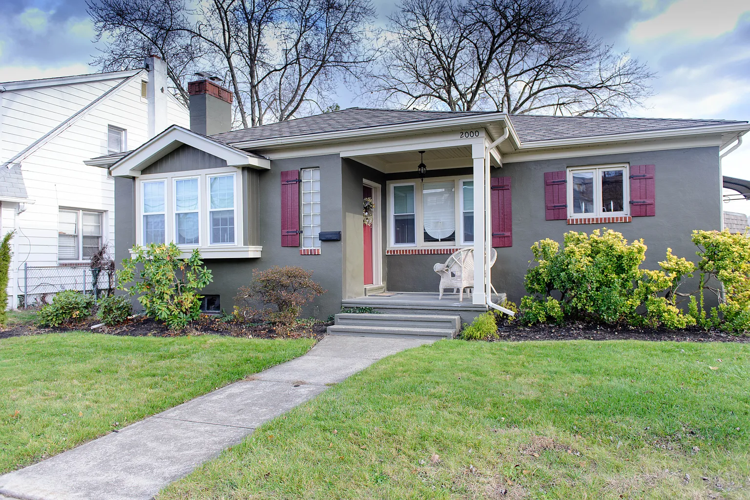 2000 Wilson Ave photo 1