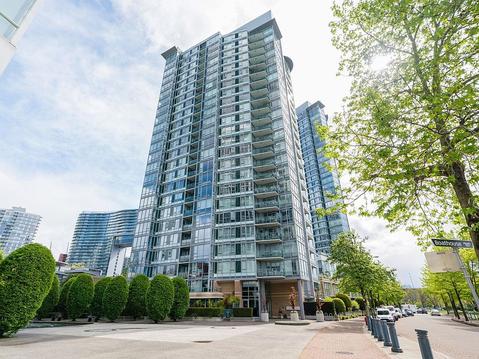 1st image of 1067 Marinaside Cres #505
