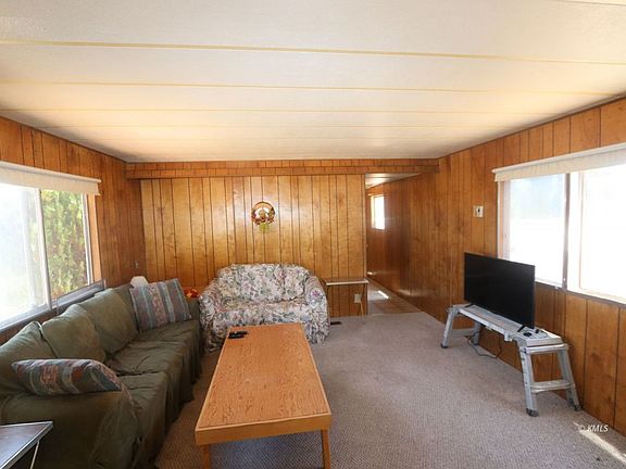5th image of 505 W Aspen Dr