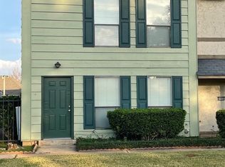 9978 Smugglers Cove Ln, Shreveport, LA 71115
