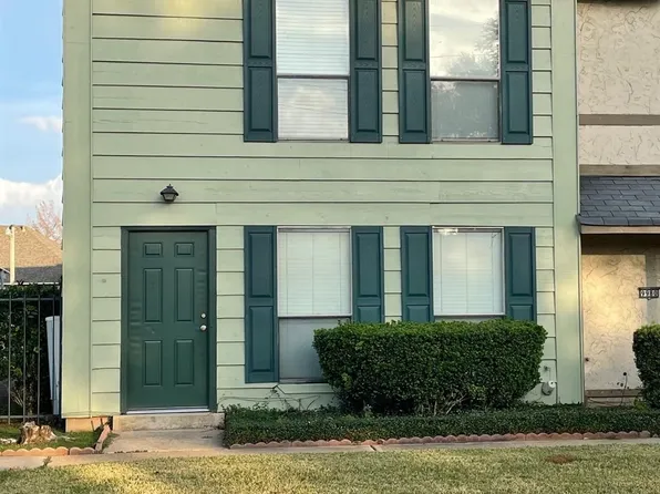 9978 Smugglers Cove Ln, Shreveport, LA 71115