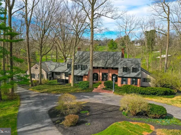 195 Eshelman Rd, Lancaster, PA 17601