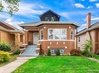 5421 W Eddy St, Chicago, IL 60641
