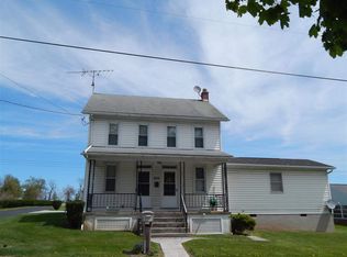 1089 Irishtown Rd, New Oxford, PA 17350
