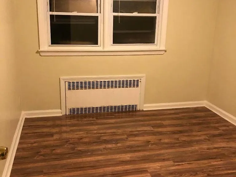 300 Concord Ave #2 — Photo 4