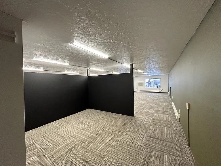 219 E Pine St #203 — Photo 11