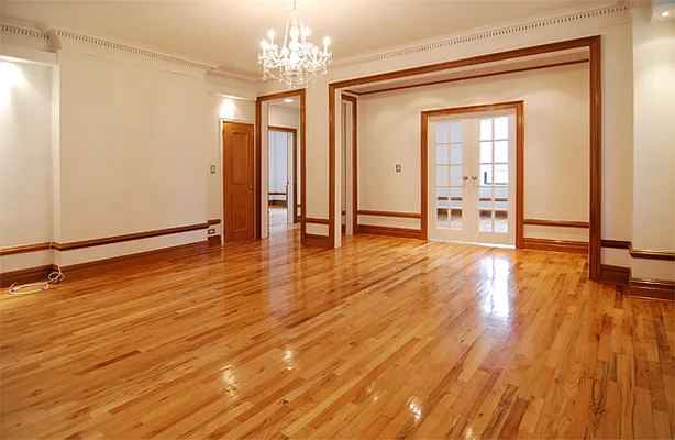 Rented by WAM Partners - William Moses Co. | media 24