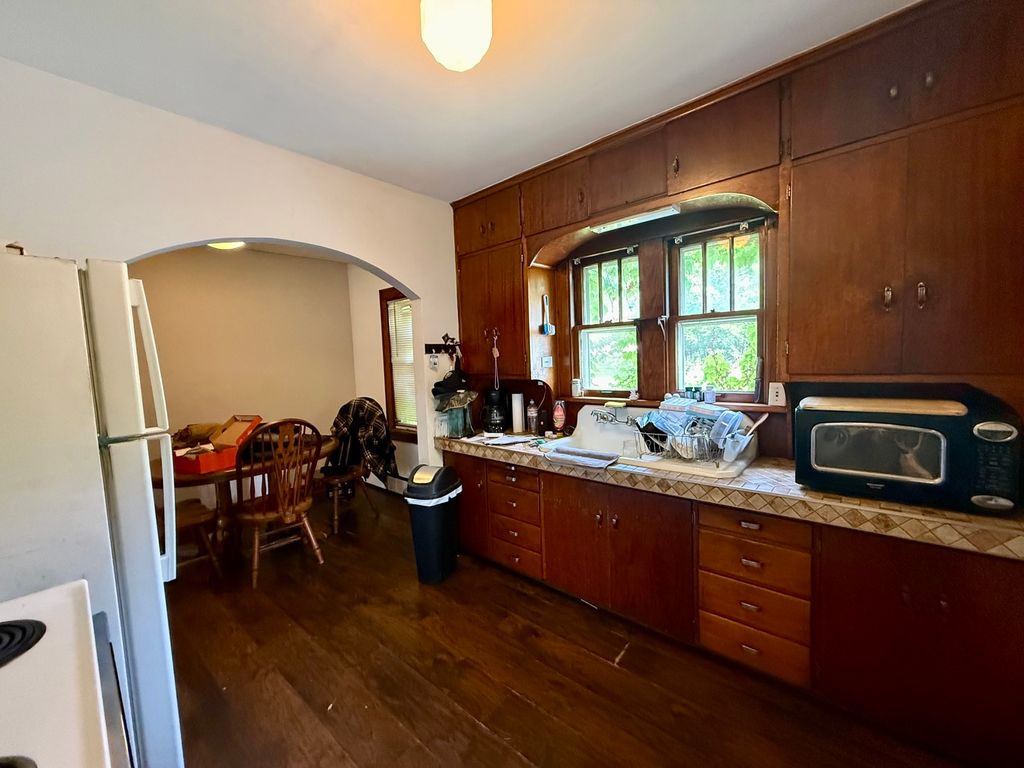 518 W Saint Paul St, Spring Valley, IL - More