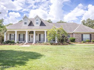 2007 Bradford Pl, Flowood, MS 39232