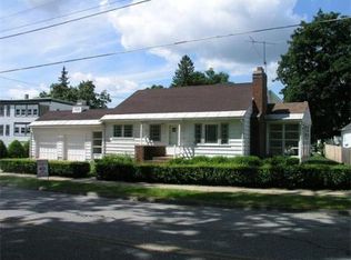 215 Elm St, Gardner, MA 01440