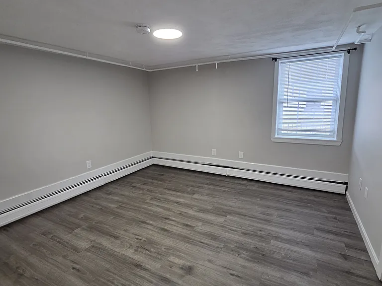 41 S Irving St #A — Photo 8
