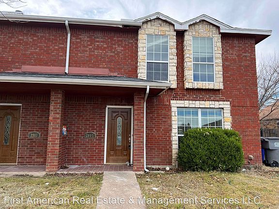 2nd image of 2905 Tanglewood Dr