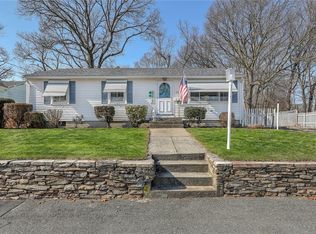 125 Adrian St, Warwick, RI 02886