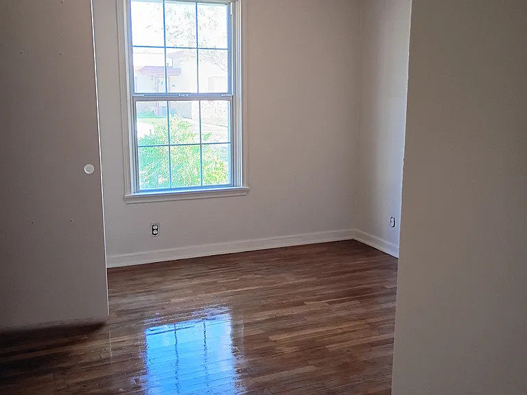 734 Chase Dr — Photo 6