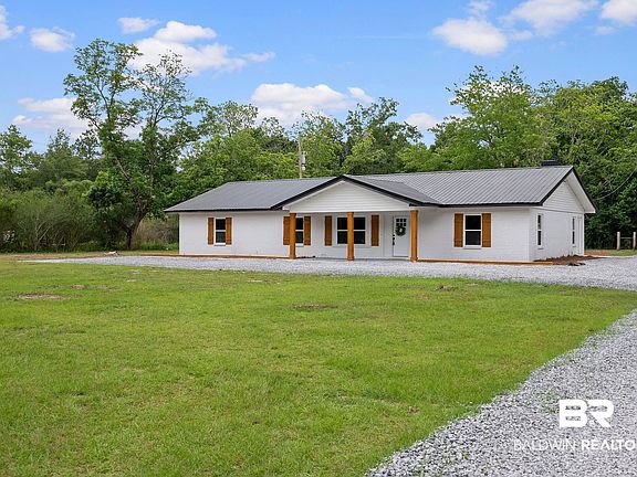 3rd image of 28977 Gardner Rd