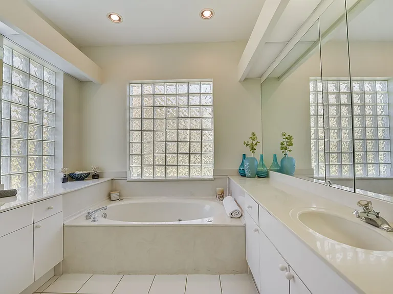 4653 Hadfield Dr — Photo 19