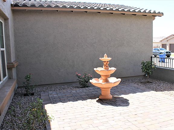 3rd image of 3857 E Fountain St