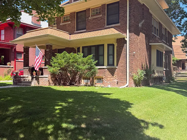 3002 N Frederick Ave #2 — Photo 2