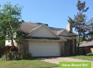 106 Mesa Moor Dr, Glenn Heights, TX 75154