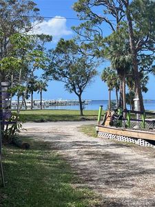 307 Bayshore Dr, Palm Harbor, FL, 34683