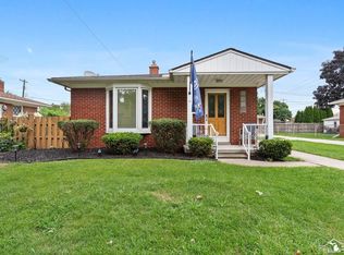 705 9th St, Wyandotte, MI 48192