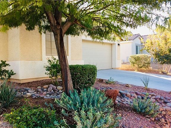 3rd image of 6021 Sierra Medina Ave