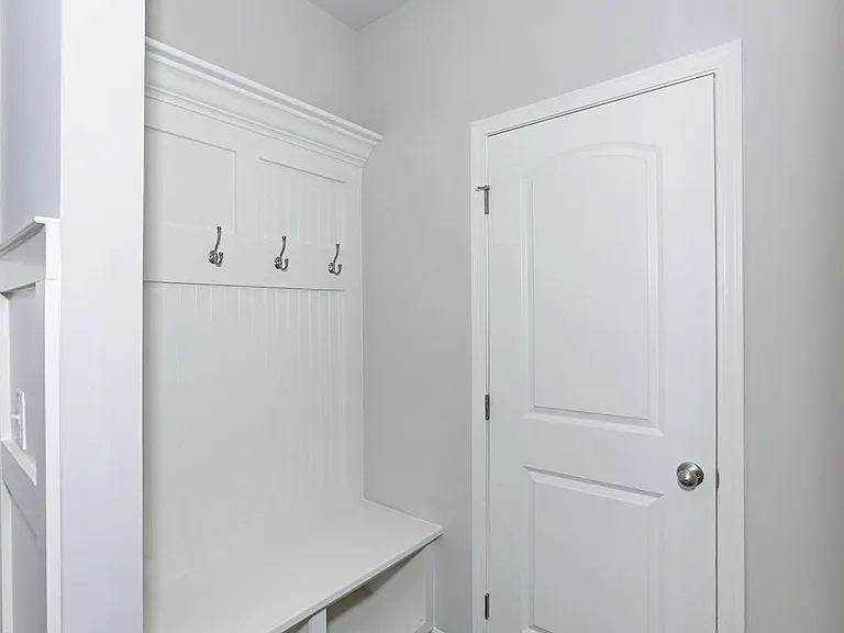 611 Willow Crest Ln SW — Photo 24