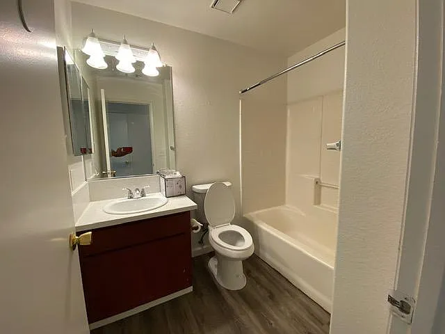 574 Shawn Vines Ave — Photo 9