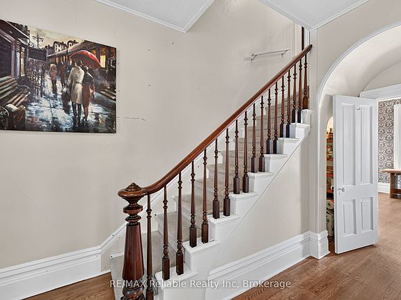 5th image of 111 John St