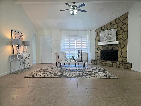 5th image of 10103 King Ranch Ln