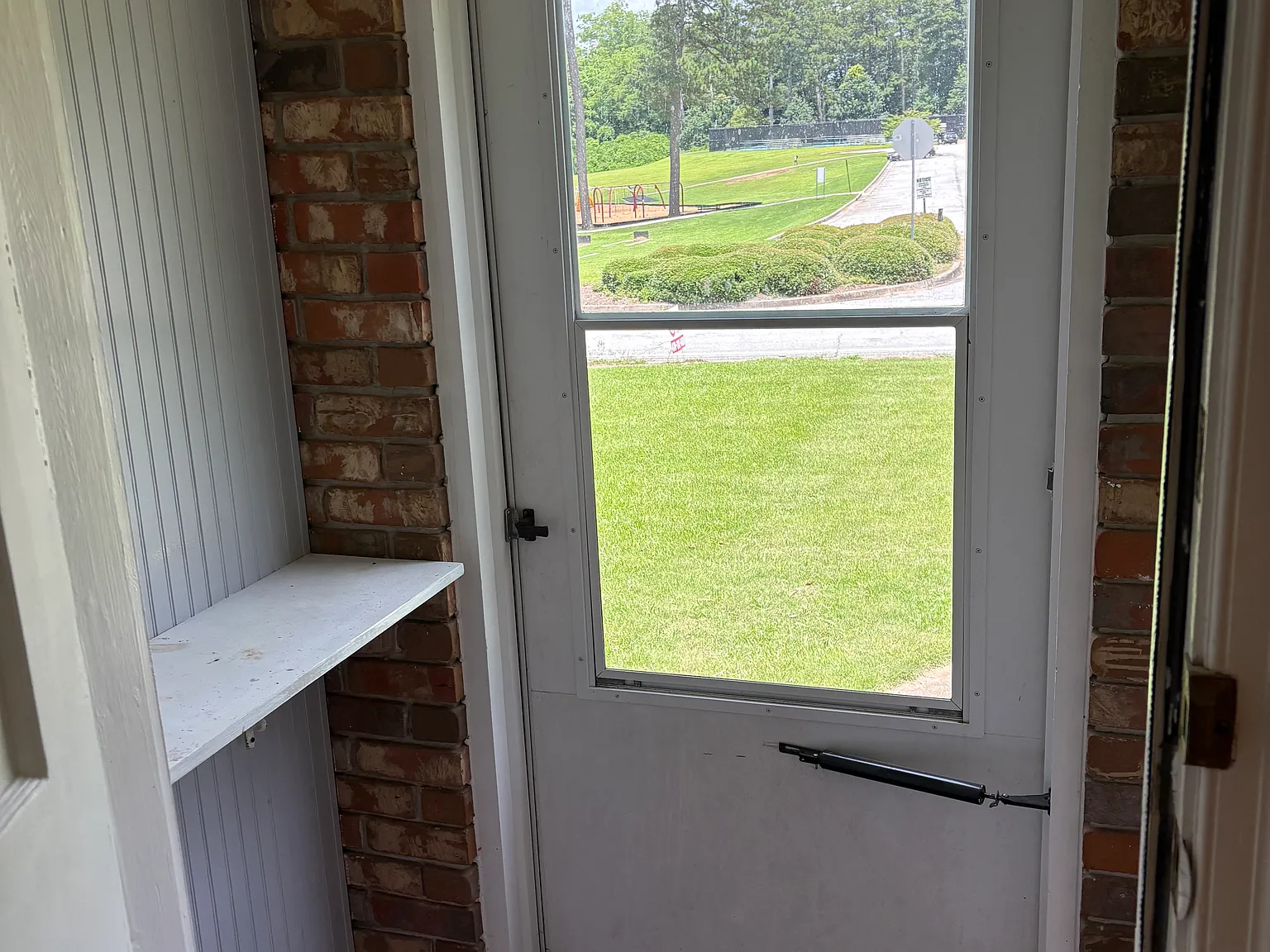 710 Longview St — Photo 4