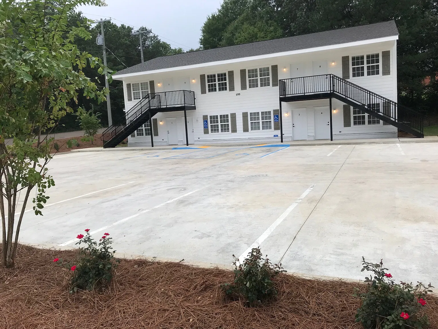 1 bed, 560 sqft, $900 — Photo 1