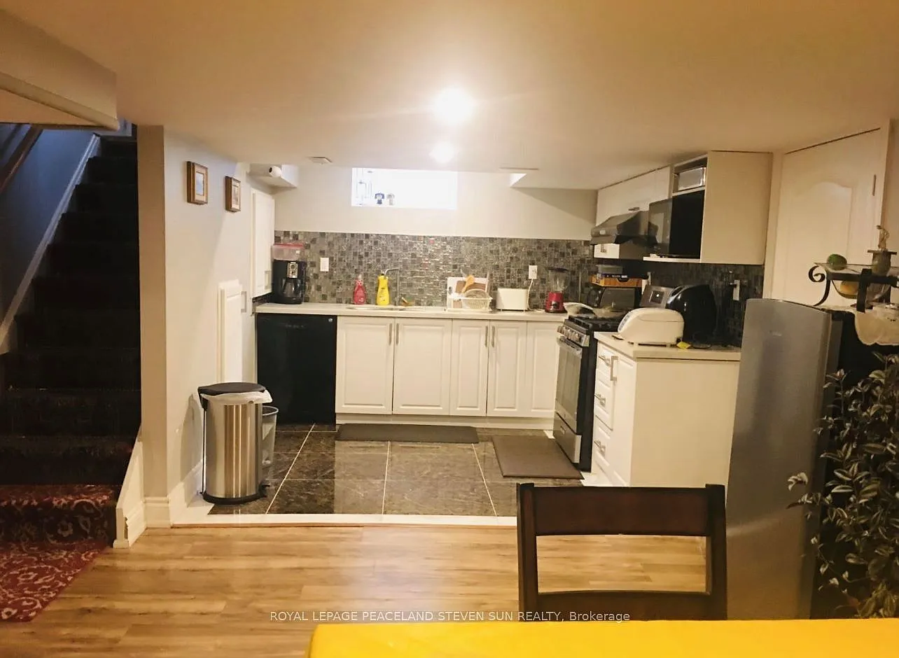 2 bed, $2,400 — Photo 4