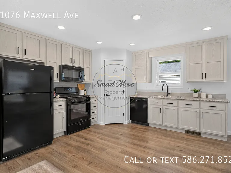 11076 Maxwell Ave — Photo 14