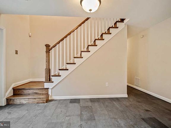 4th image of 9223 Santayana Dr
