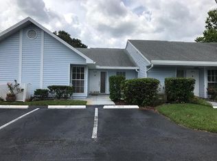 16122 E Rambling Vine Dr, Tampa, FL 33624