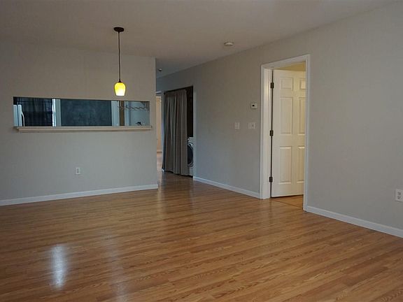 3rd image of 2814 Falcon Ct