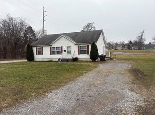 903 Union St, Farrell, PA 16121